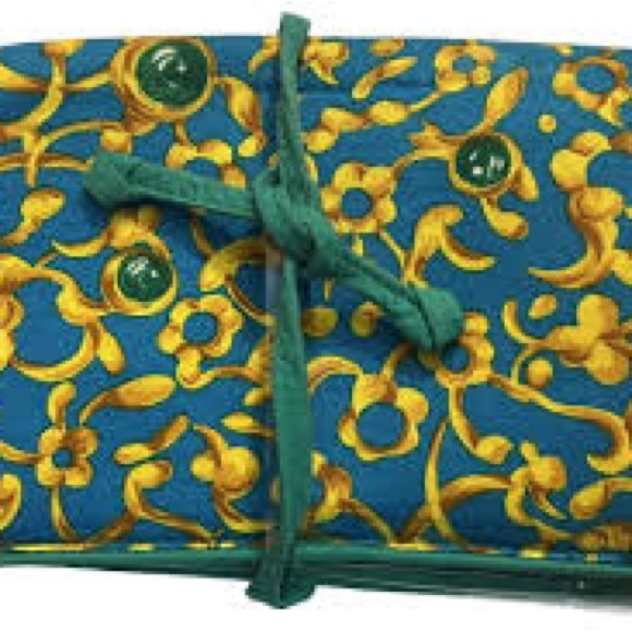 Oscar de LaRenta ~ travel Satchel ~3 zip pockets Colorful Floral Fabric - Picture 2 of 8